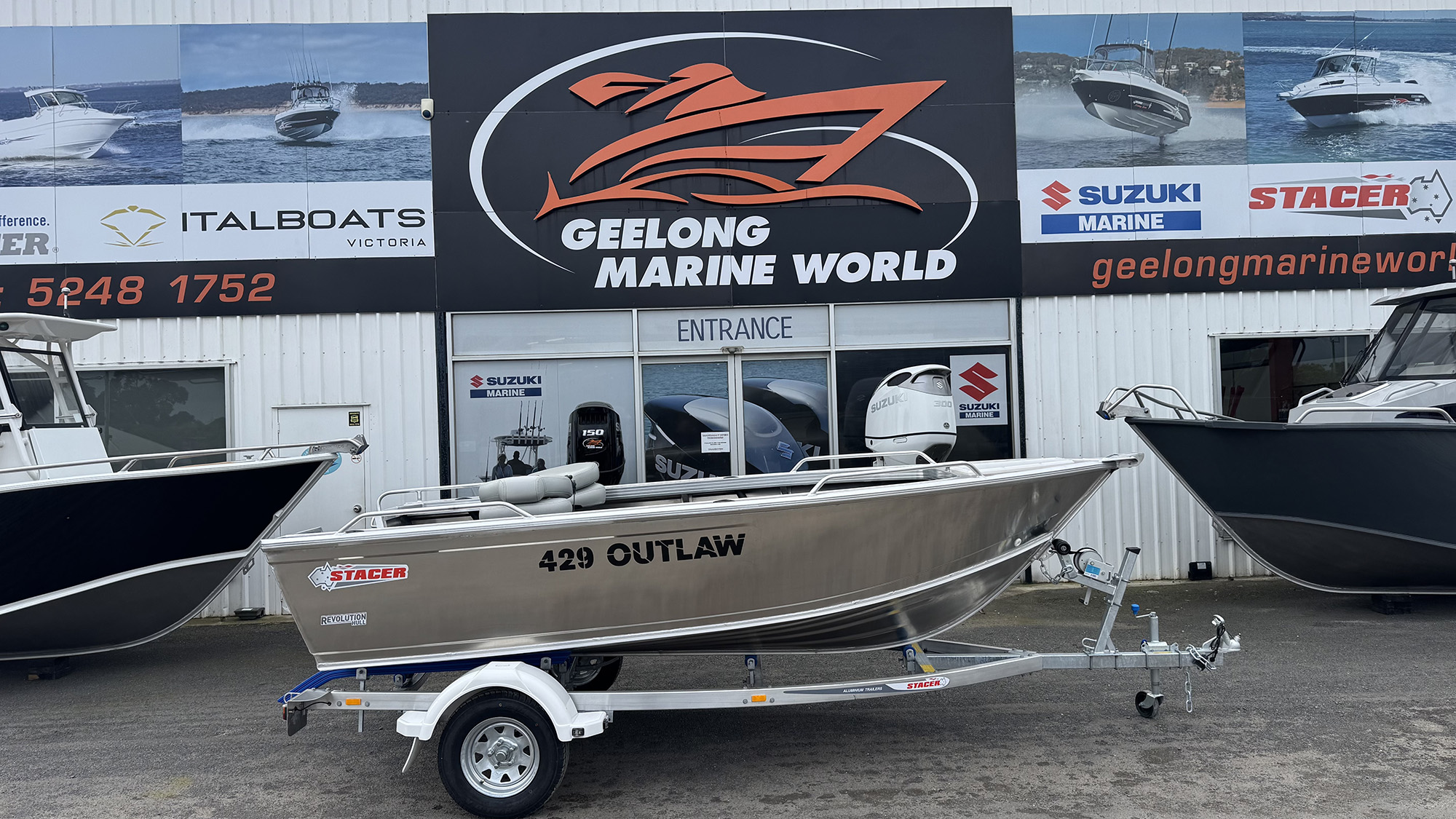 Geelong Marine World Haines Stacer 26 outlaw 429TS 11